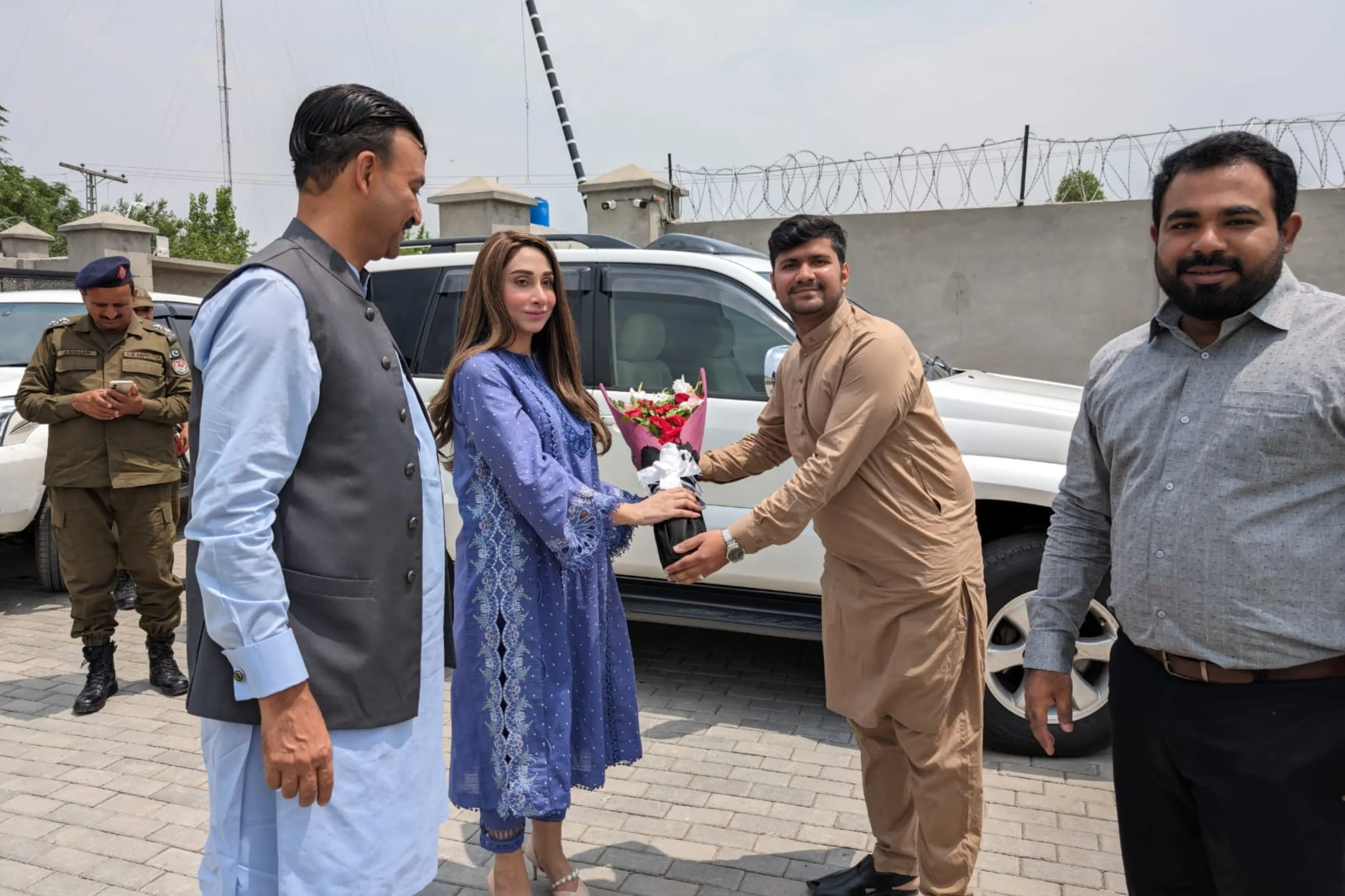 DIG Mehboob Aslam Lilla and his wife Sophiya Warraich visit at Tahaffuz Darsgah