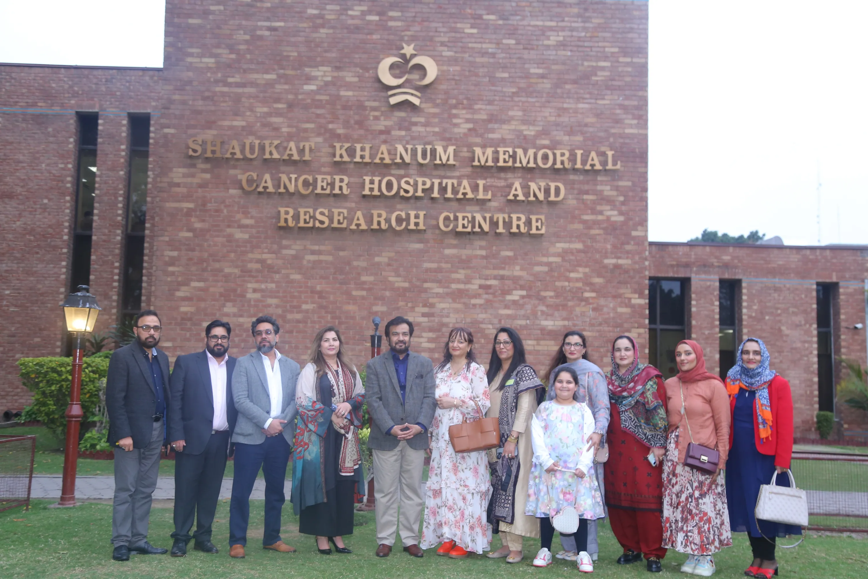Team UKCAB Visit to Shaukat Khanum Hospital Lahore